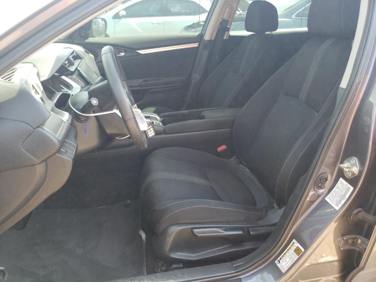 19XFC2F77JE018473 2018 Honda Civic Ex