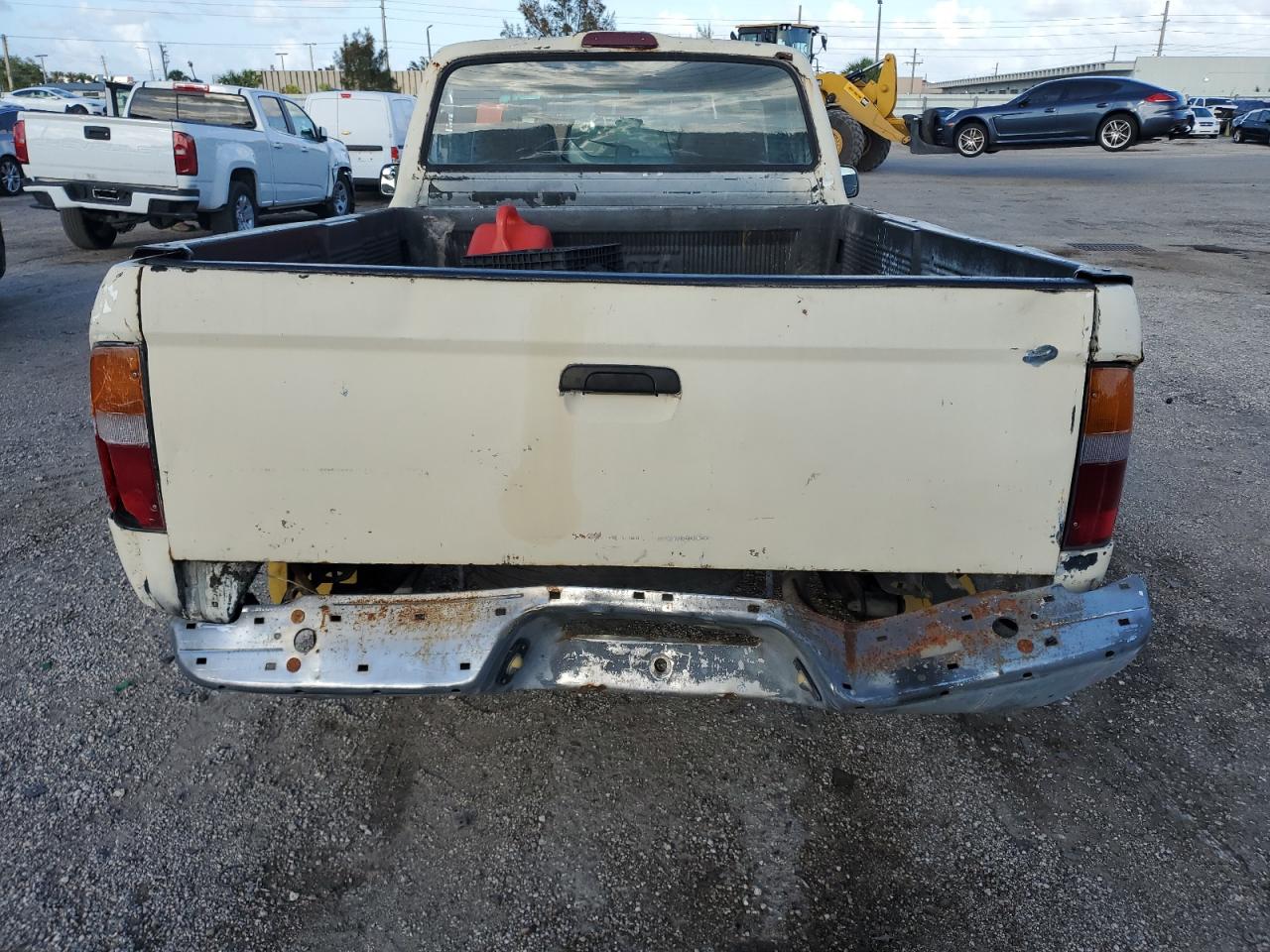 4TANL42N5WZ077203 1998 Toyota Tacoma