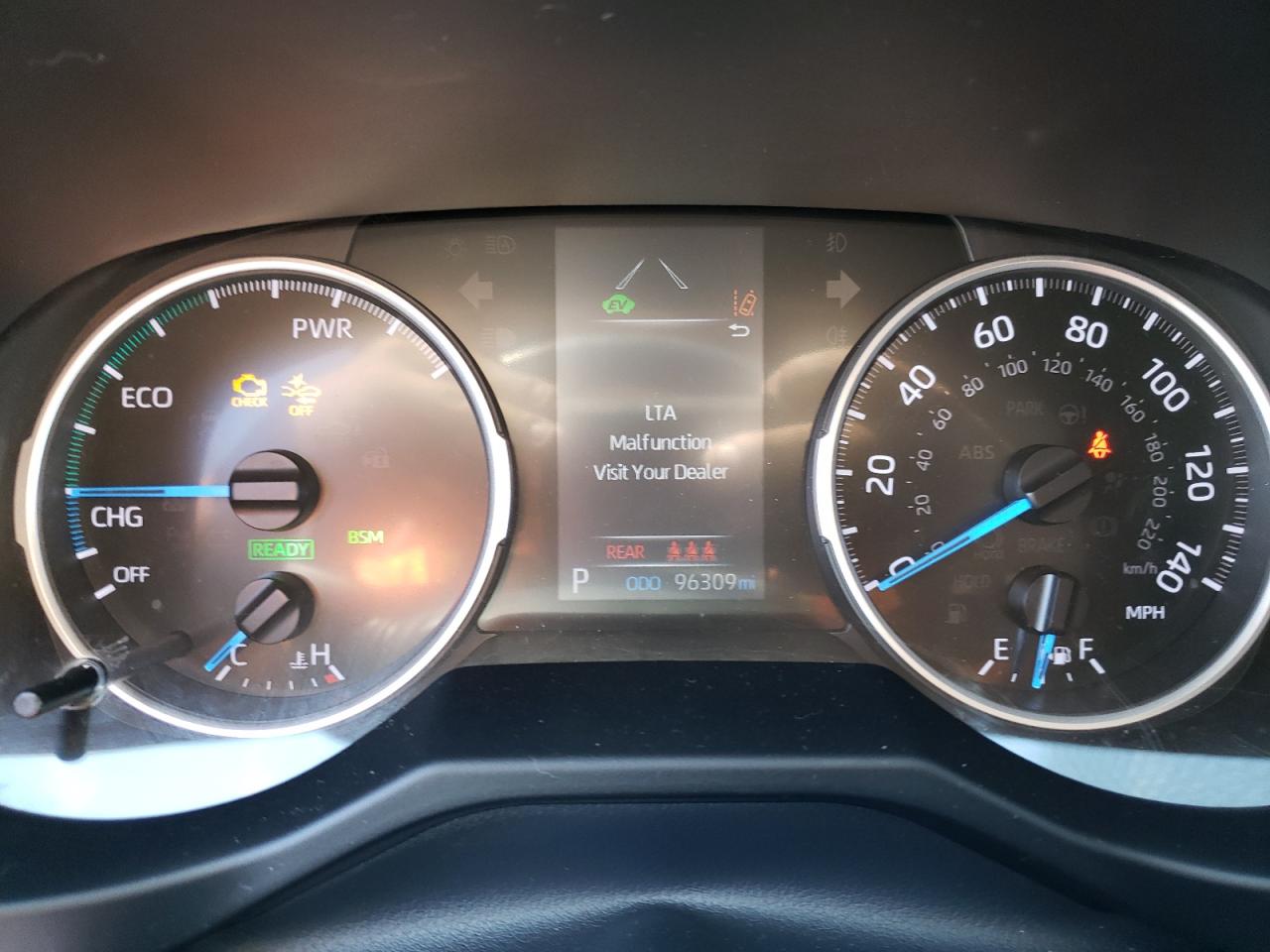 4T3RWRFV2LU007321 2020 Toyota Rav4 Xle