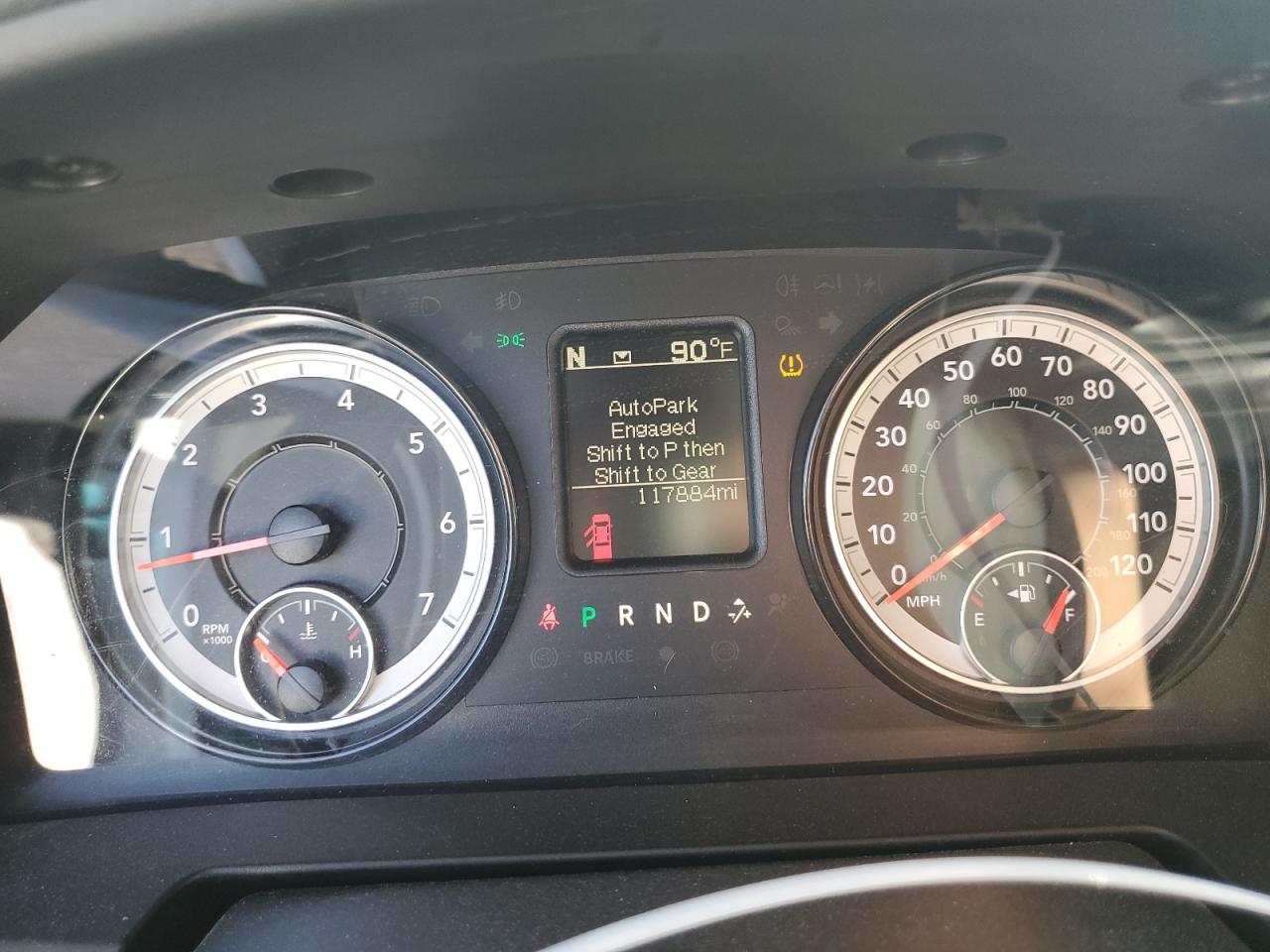 1C6RR7KT1KS578328 2019 Ram 1500 Classic Tradesman