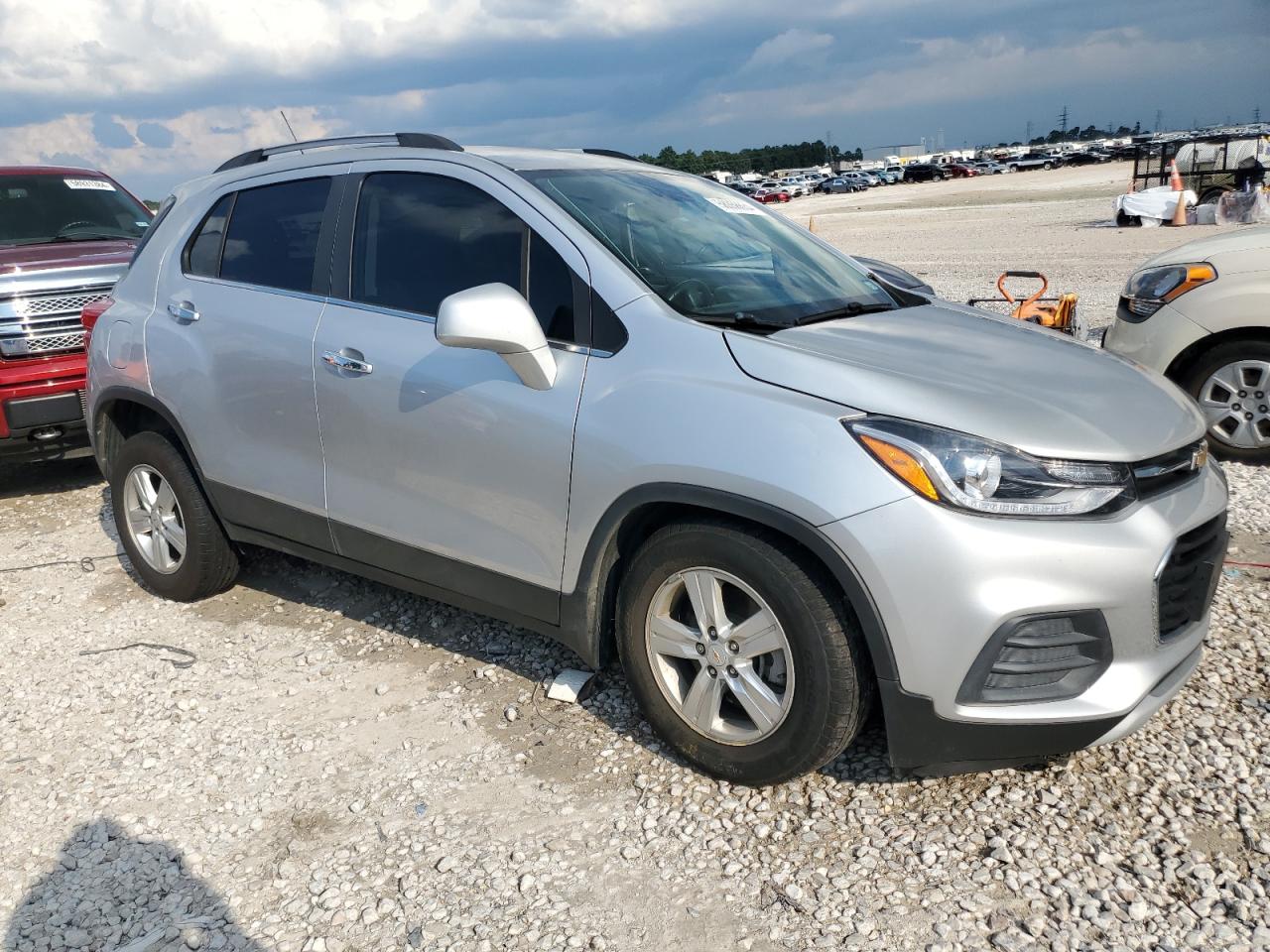 KL7CJLSB8JB725729 2018 Chevrolet Trax 1Lt