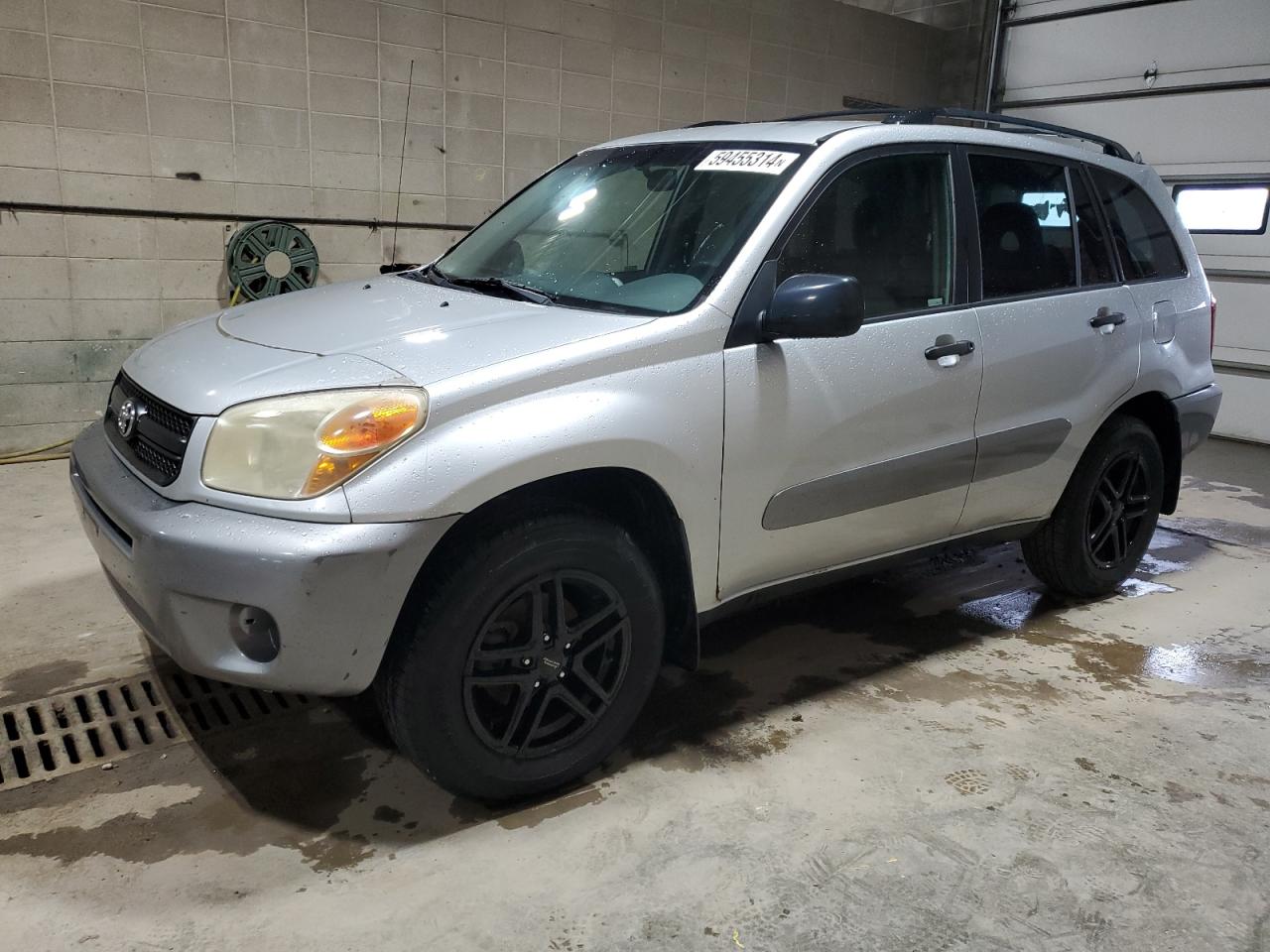 JTEHD20V240012053 2004 Toyota Rav4