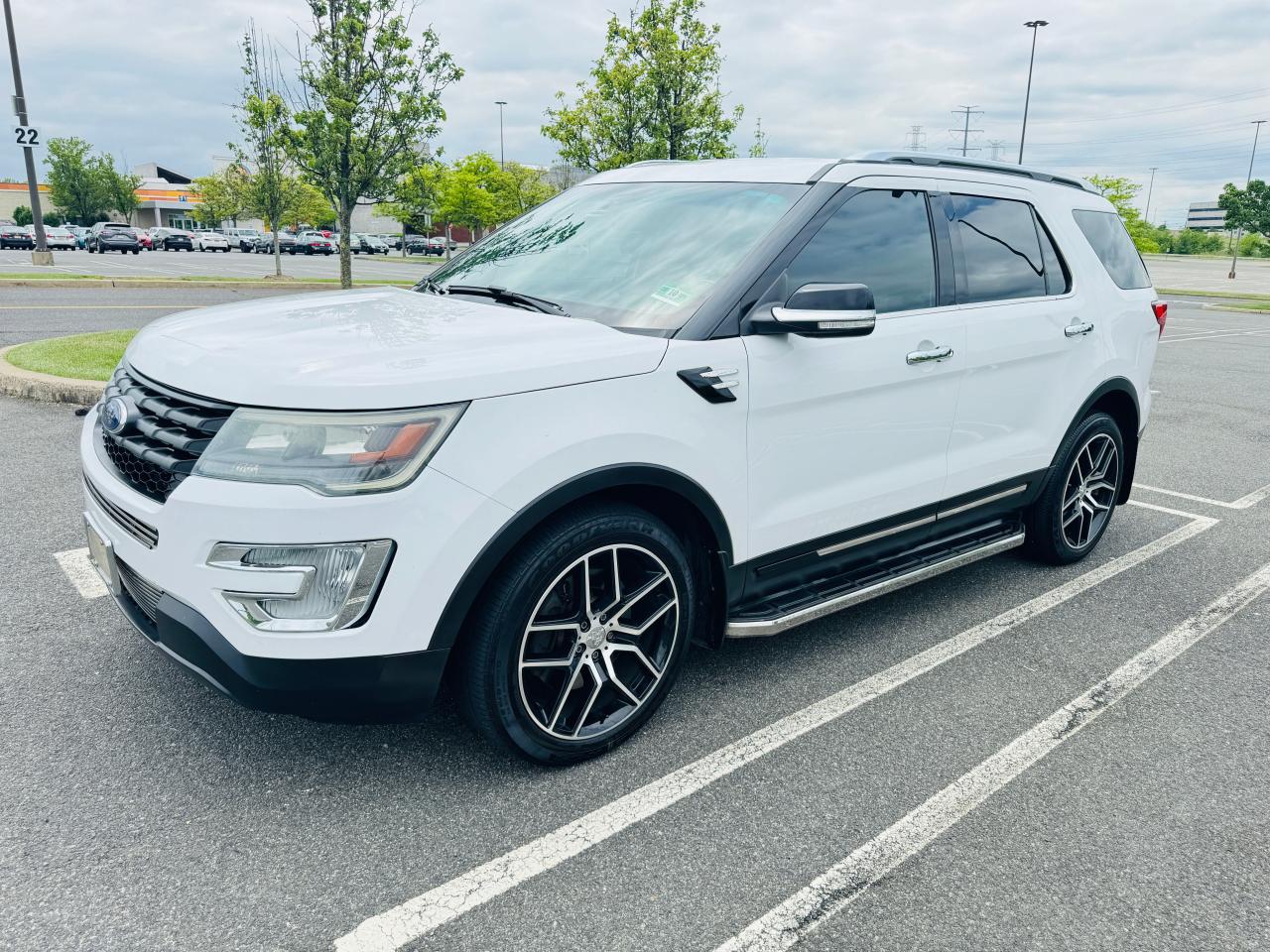 1FM5K8AT0GGC35664 2016 Ford Explorer Police Interceptor