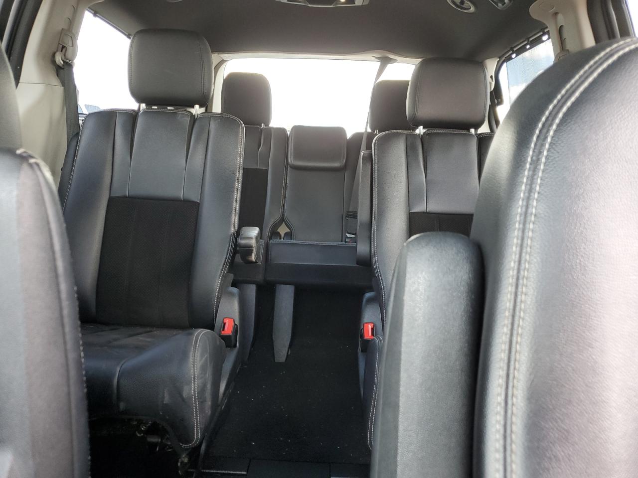 2C4RDGCG1ER376734 2014 Dodge Grand Caravan Sxt