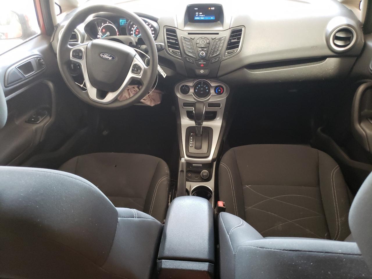 3FADP4BJ2KM159120 2019 Ford Fiesta Se