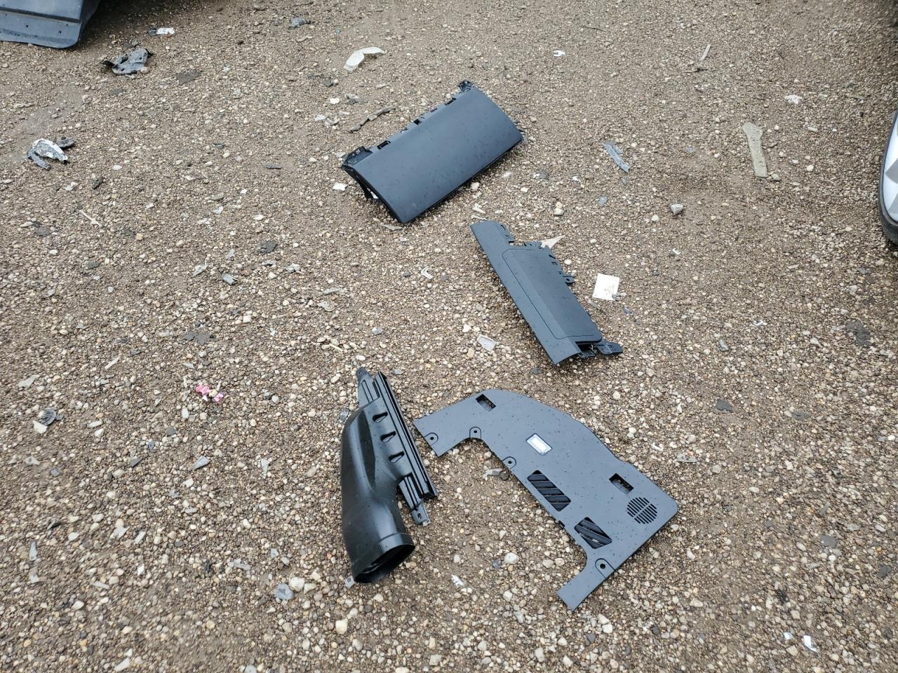 5YJ3E1EB4JF072921 2018 Tesla Model 3