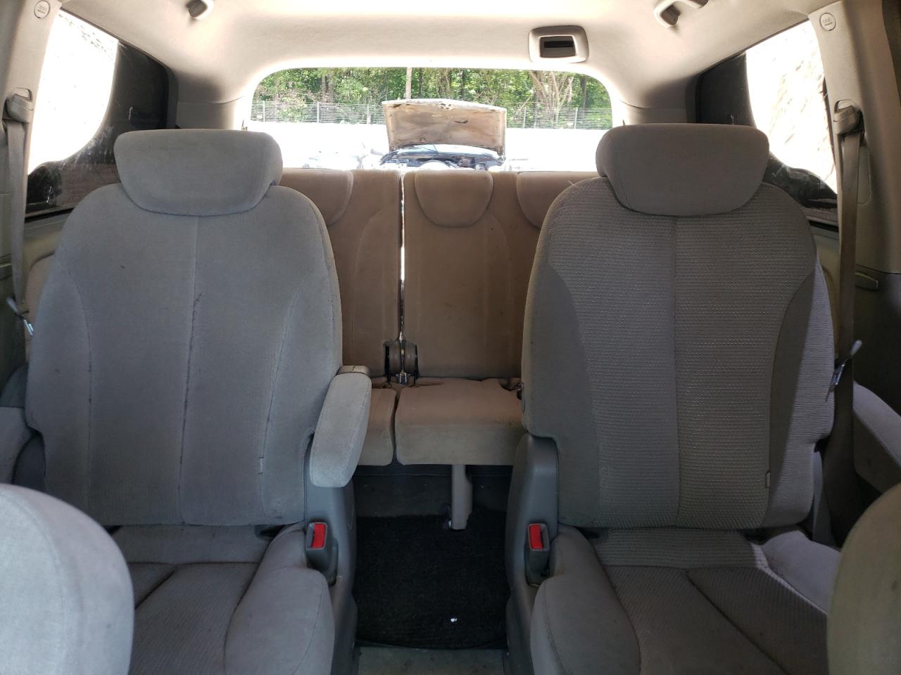 KNDMB233366070739 2006 Kia Sedona Ex