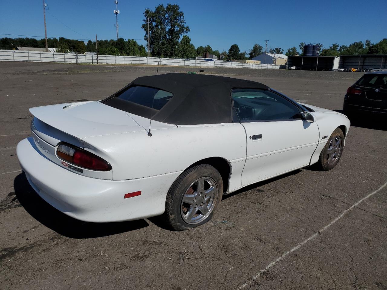 2G1FP32P8V2135419 1997 Chevrolet Camaro Z28