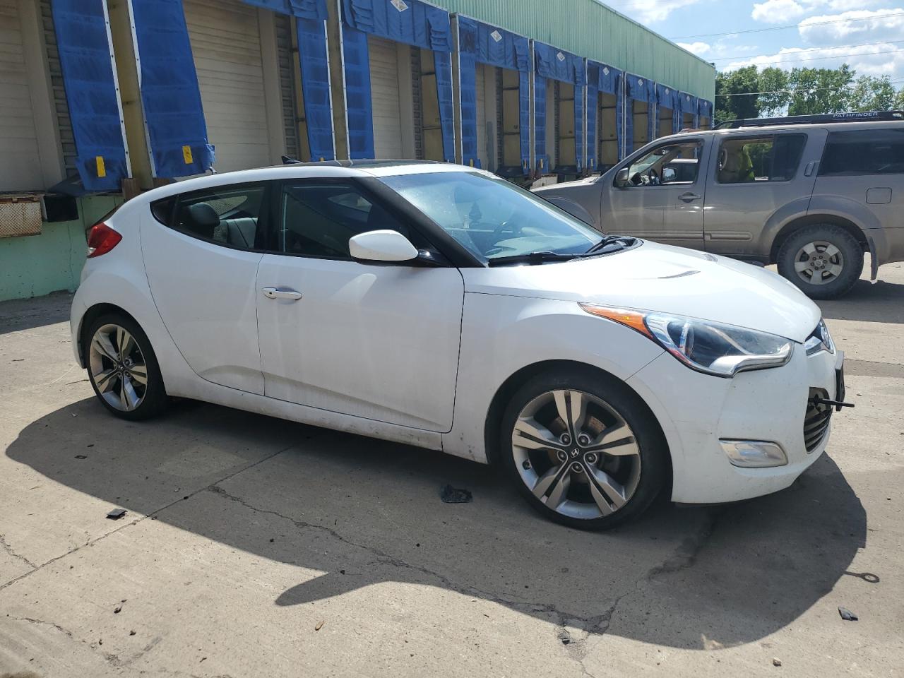 2014 Hyundai Veloster vin: KMHTC6AD9EU192460