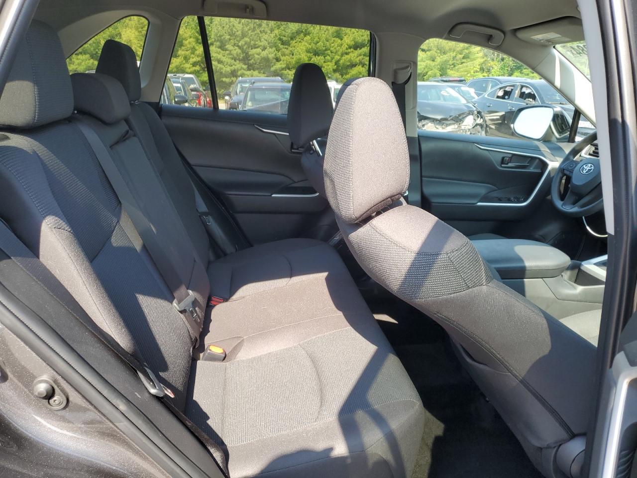 2T3G1RFV6NC306773 2022 Toyota Rav4 Le