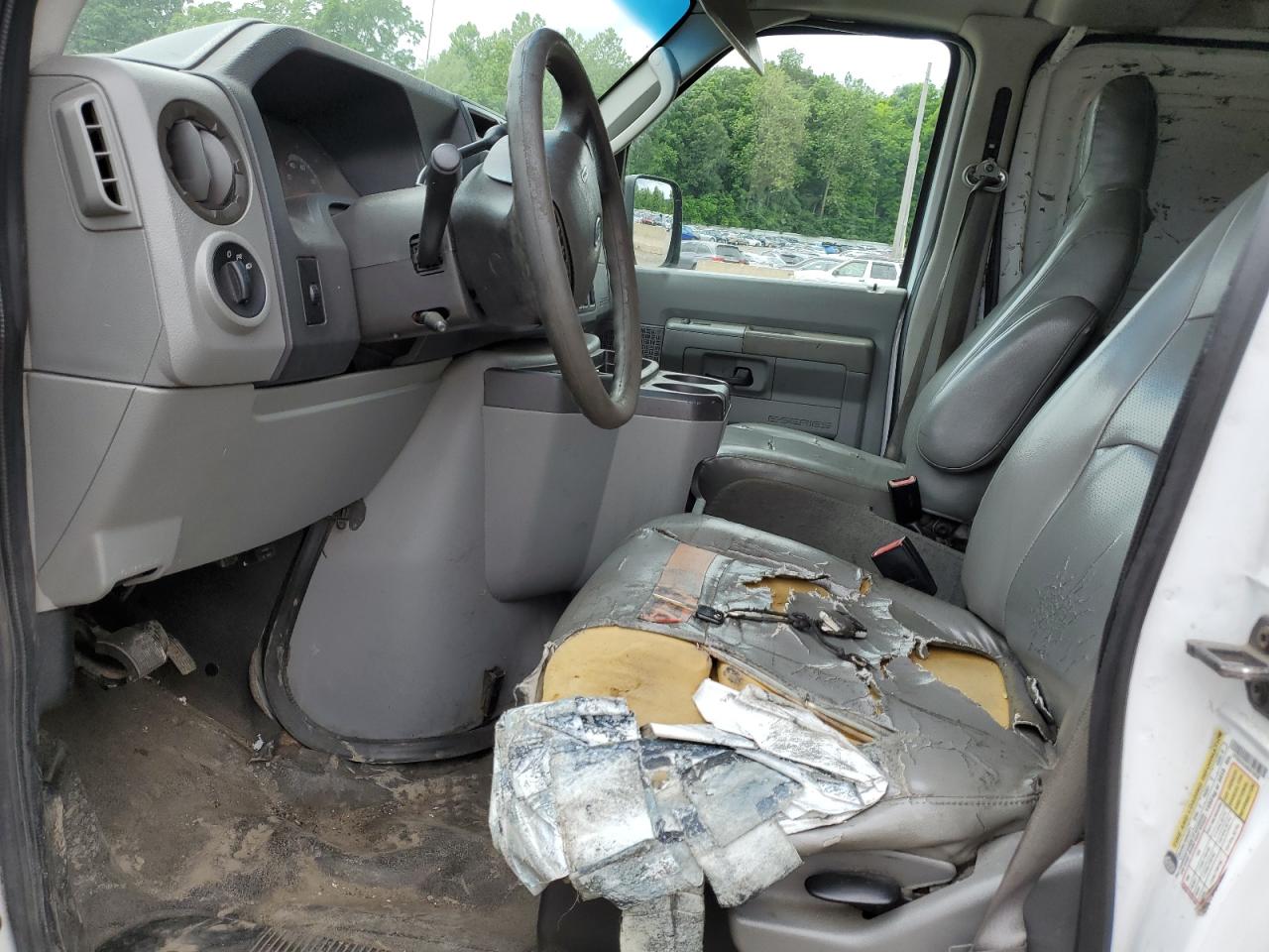 1FTNS24L09DA19038 2009 Ford Econoline E250 Van