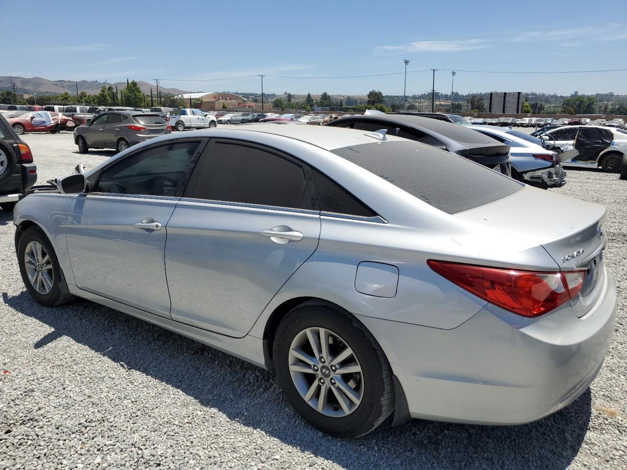 5NPEB4AC0DH578415 2013 Hyundai Sonata Gls