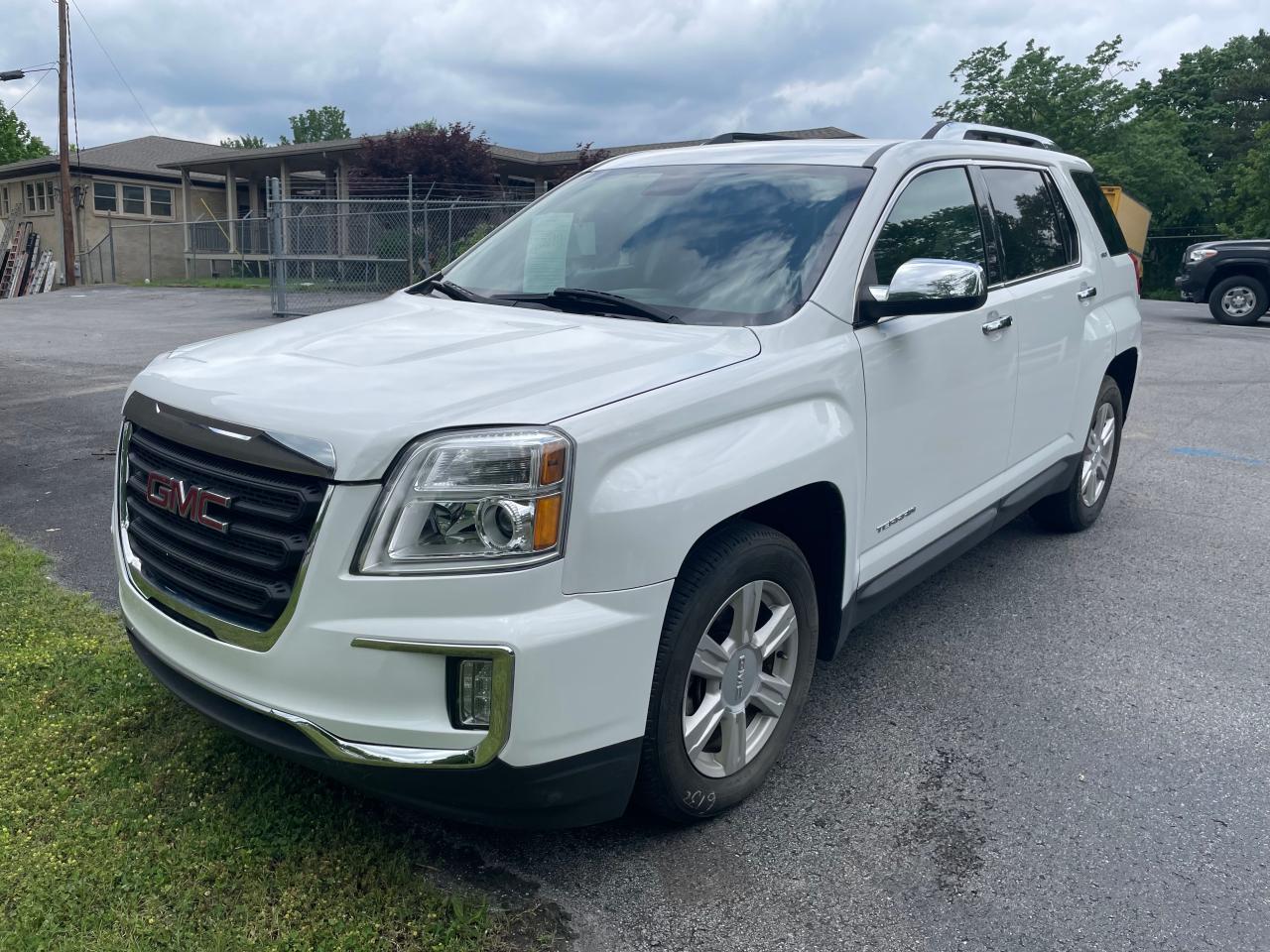 2GKALPEK4H6327684 2017 GMC Terrain Slt