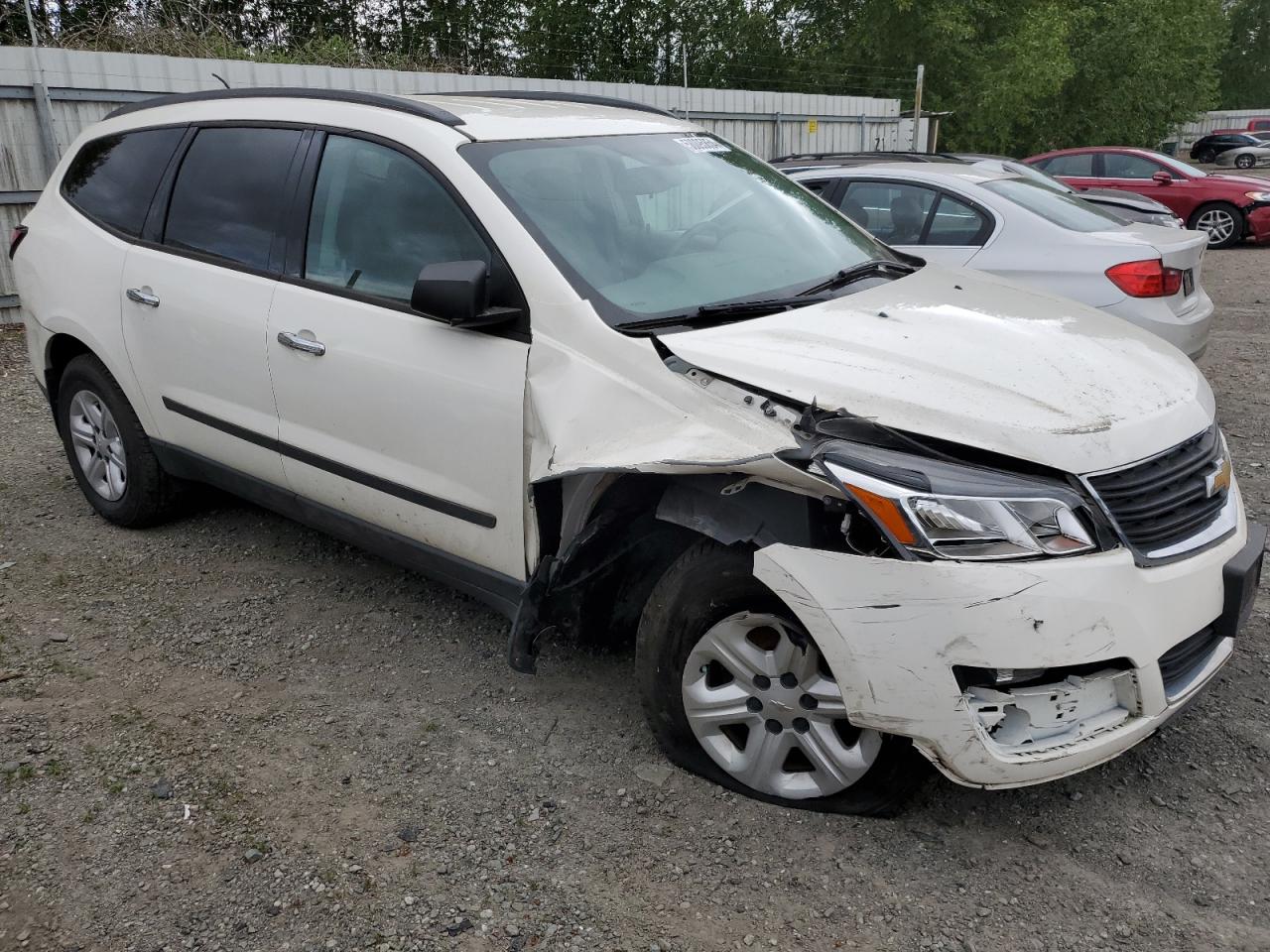 2015 Chevrolet Traverse Ls vin: 1GNKVFED2FJ109305