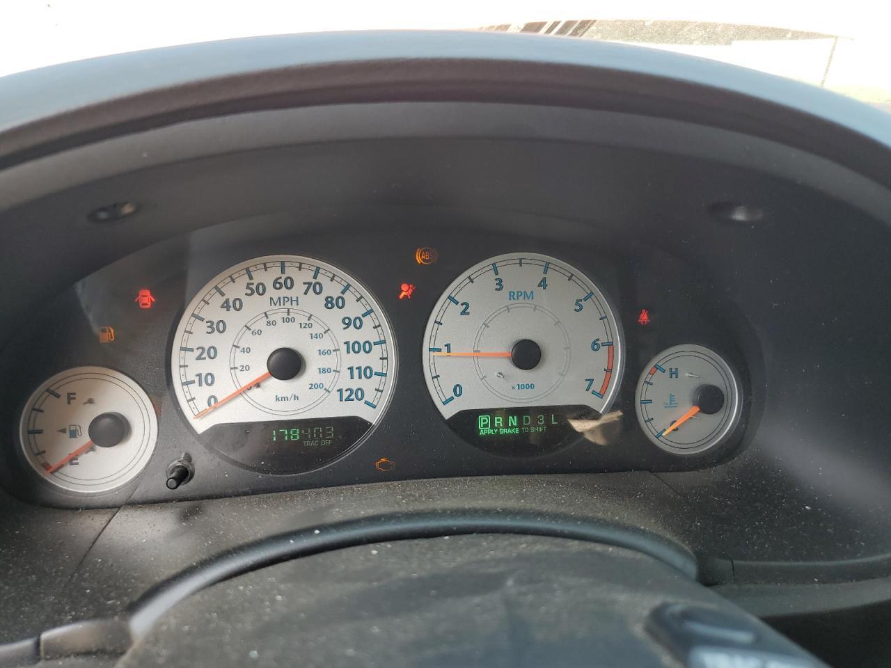 2C4GP54L45R213820 2005 Chrysler Town & Country Touring