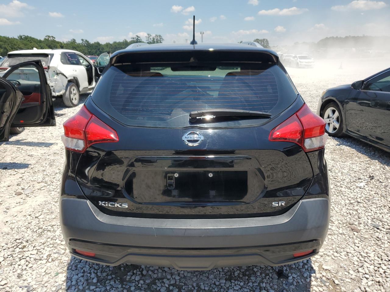 2019 Nissan Kicks S vin: 3N1CP5CU9KL514605