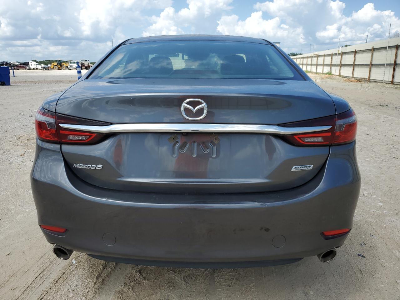 JM1GL1UM6J1326826 2018 Mazda 6 Sport