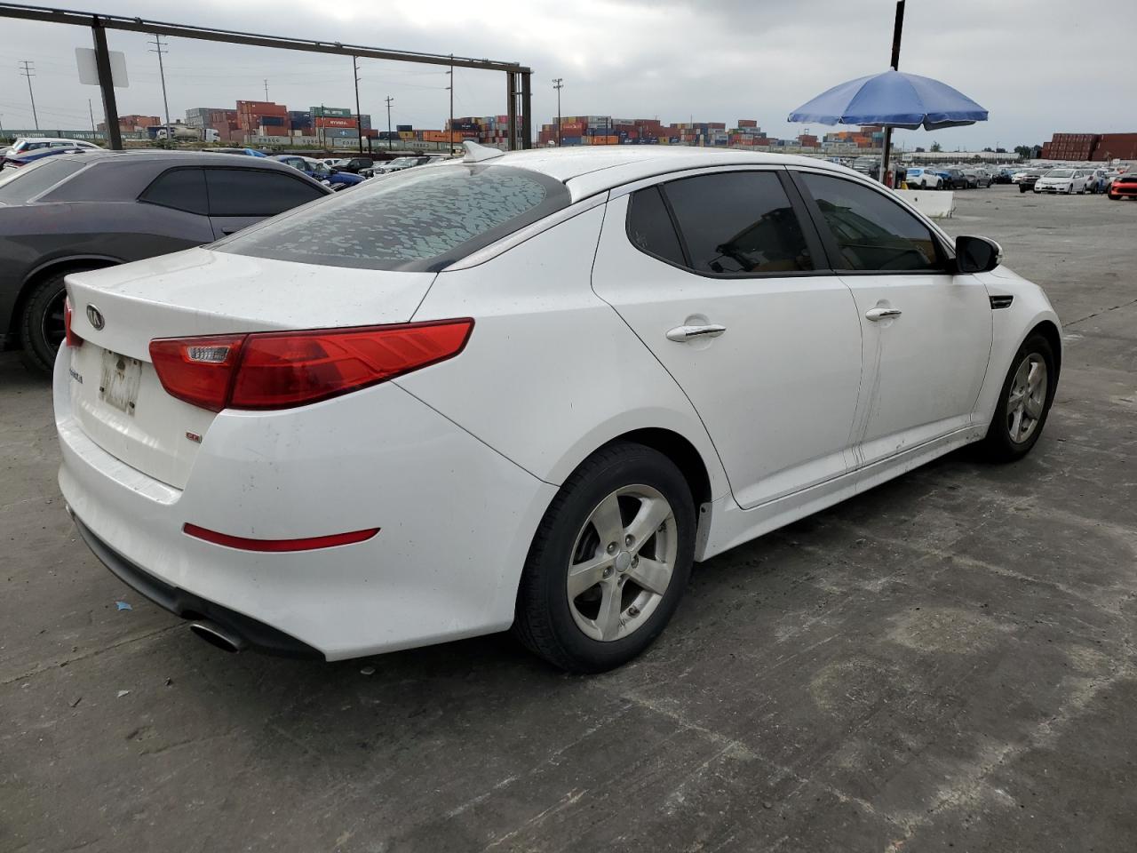 KNAGM4A78F5664528 2015 Kia Optima Lx