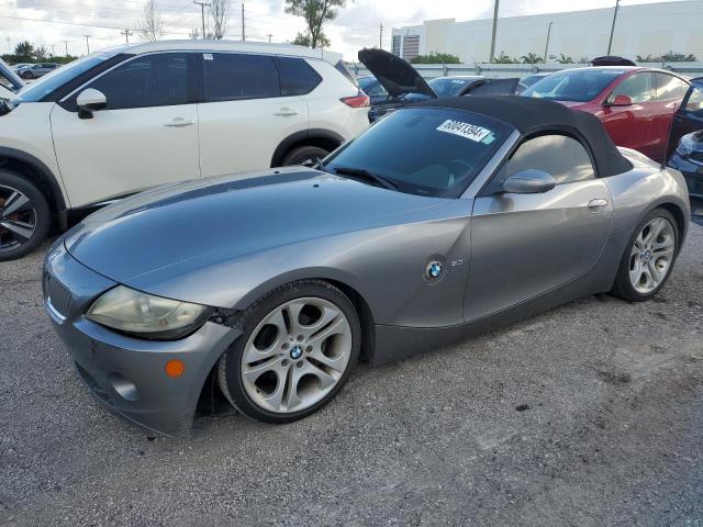 2005 BMW Z4 3.0 VIN: 4USBT53515LT28581 Lot: 60041394