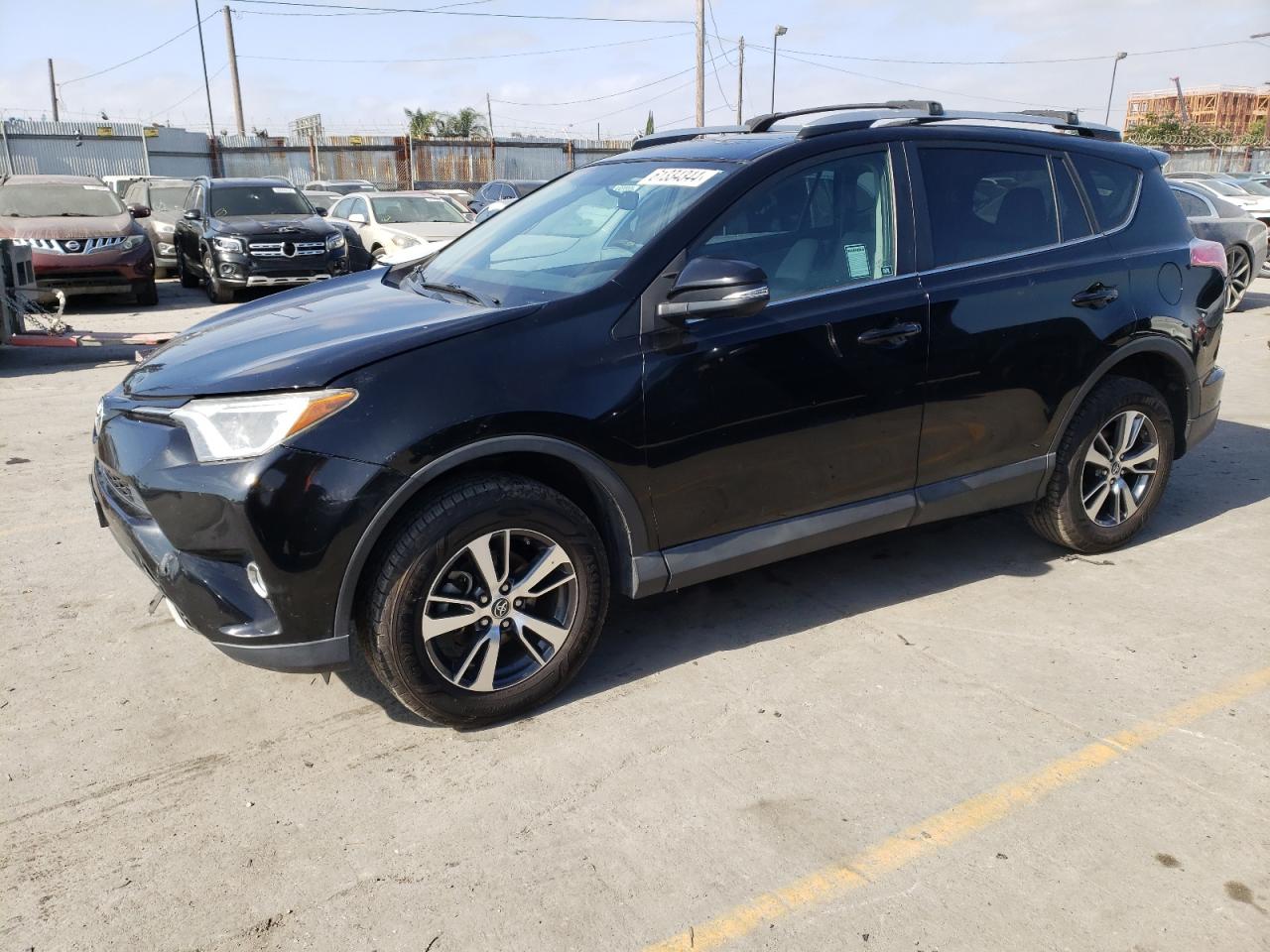 2016 Toyota Rav4 Xle vin: 2T3WFREV0GW235554