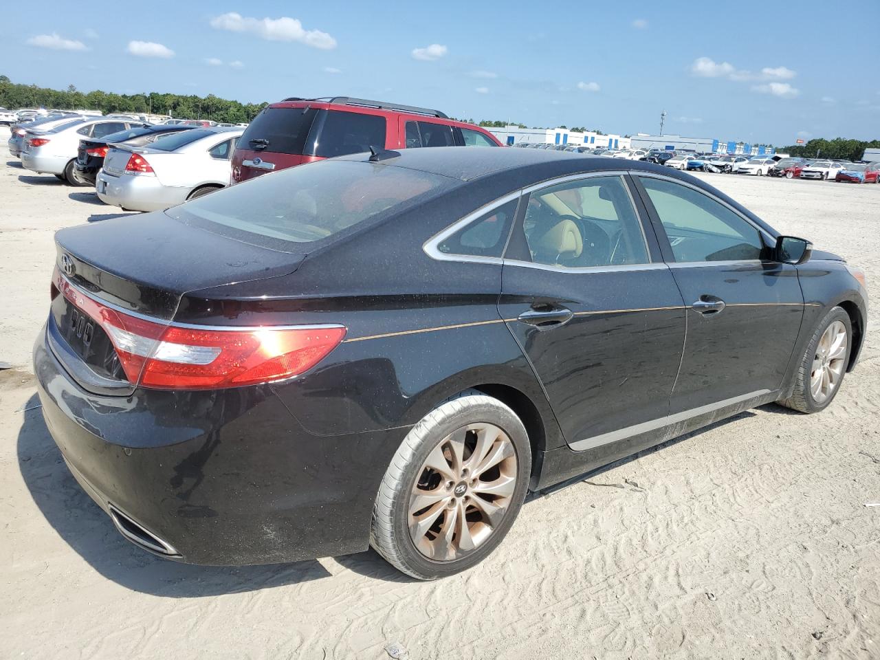 KMHFG4JG6DA227519 2013 Hyundai Azera