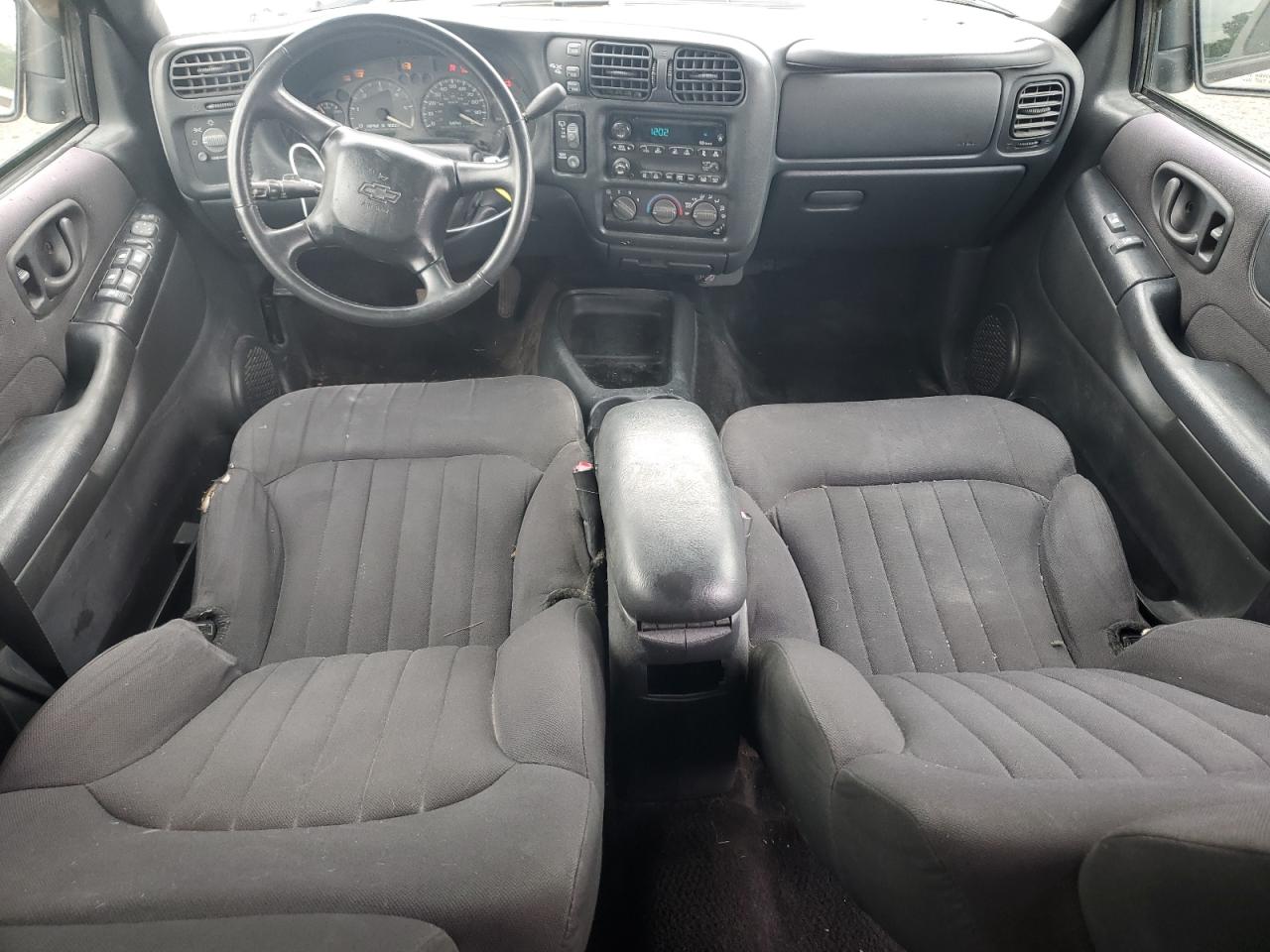 1GNDT13X83K112567 2003 Chevrolet Blazer