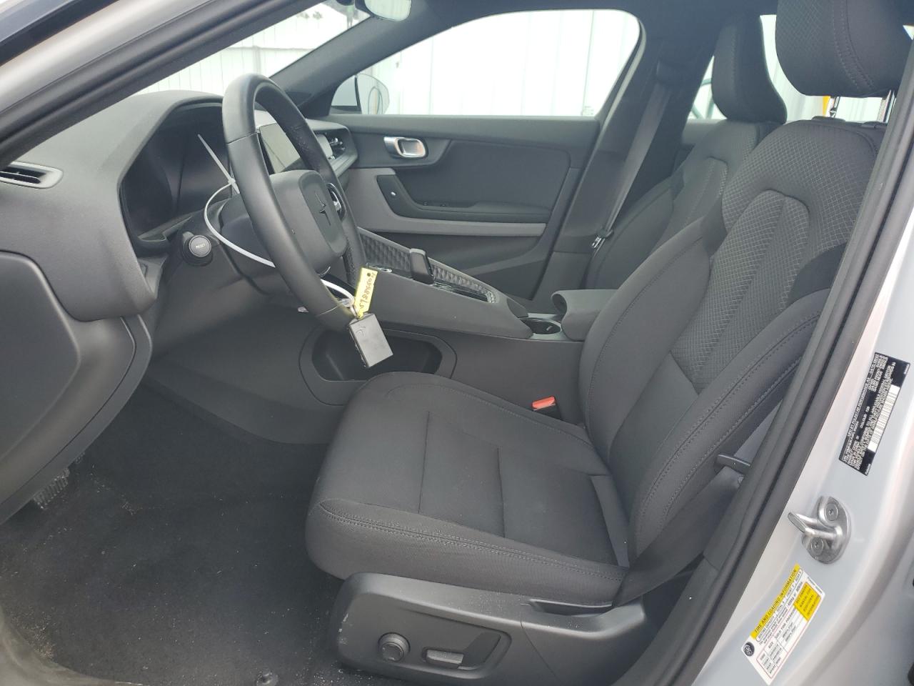 YSMEG3KAXPL126050 2023 Polestar 2