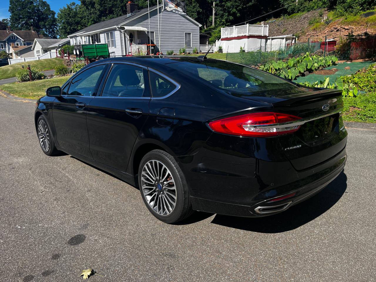 2018 Ford Fusion Titanium/Platinum vin: 3FA6P0D92JR155882