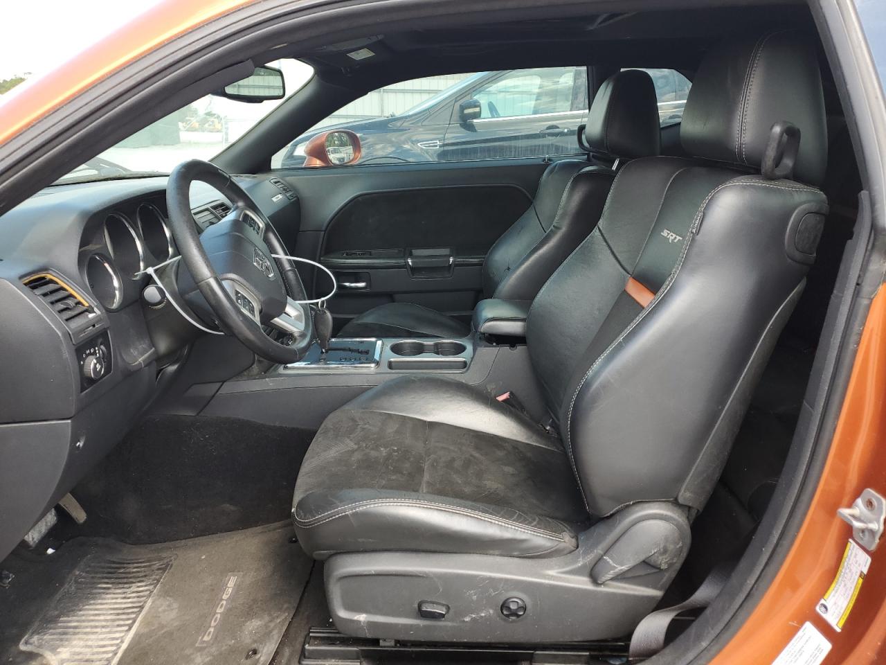 2B3CJ7DJ8BH584542 2011 Dodge Challenger Srt-8