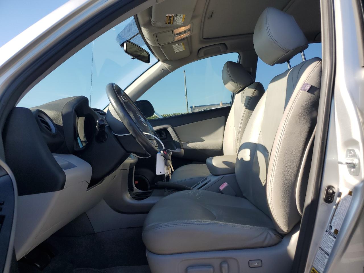 JTMBK31V476023688 2007 Toyota Rav4 Limited