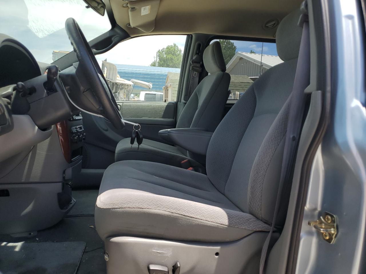 2C4GP44R55R121159 2005 Chrysler Town & Country Lx