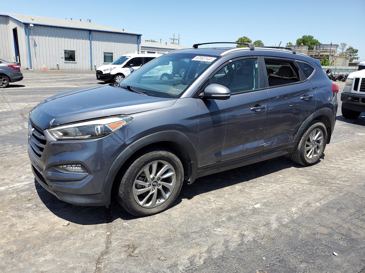 2016 Hyundai Tucson Limited vin: KM8J33A27GU193565