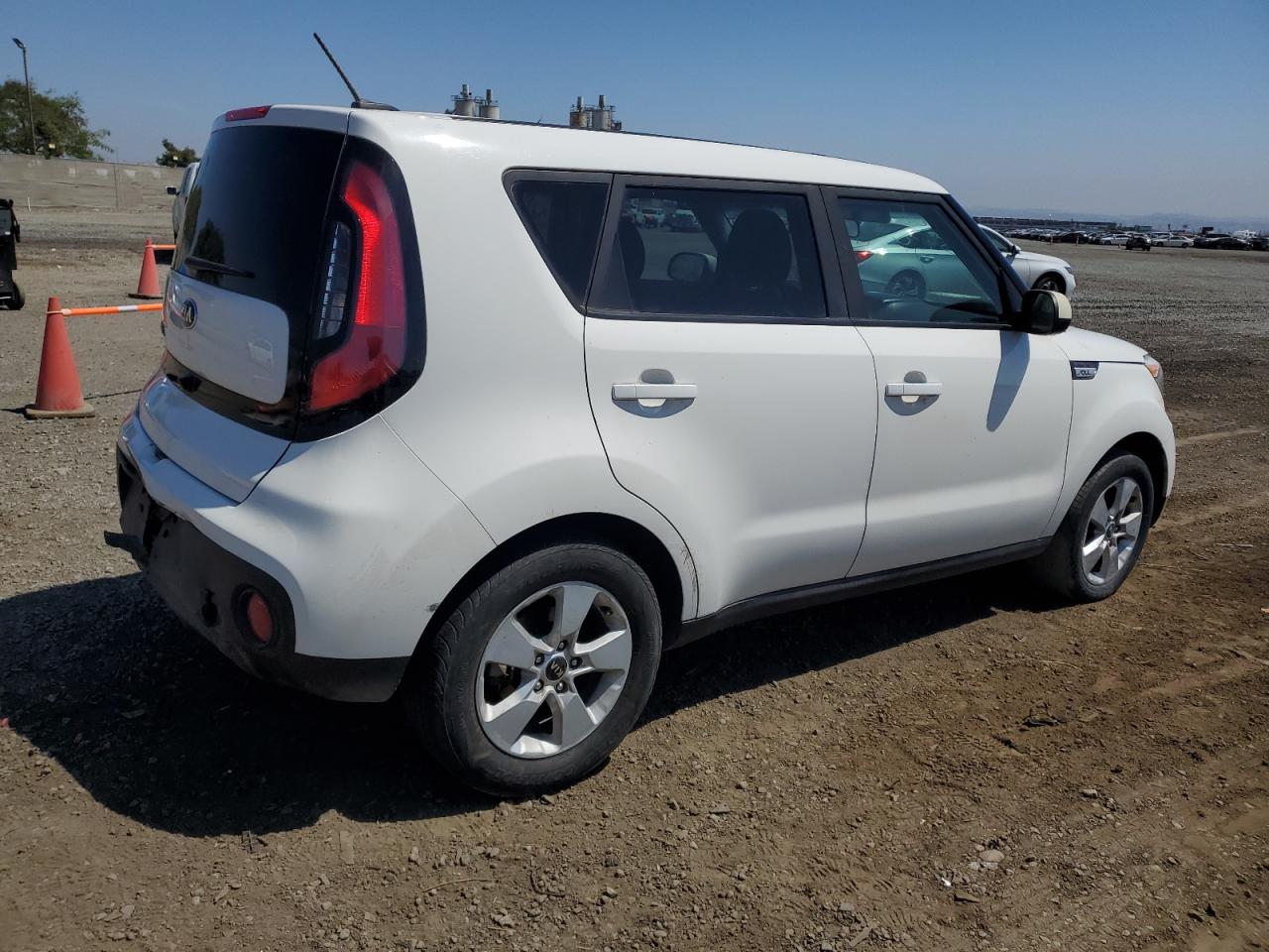 2019 Kia Soul vin: KNDJN2A2XK7660459