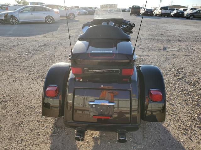 2011 HARLEY-DAVIDSON FLHTCUTG 1HD1MAM19BB850474