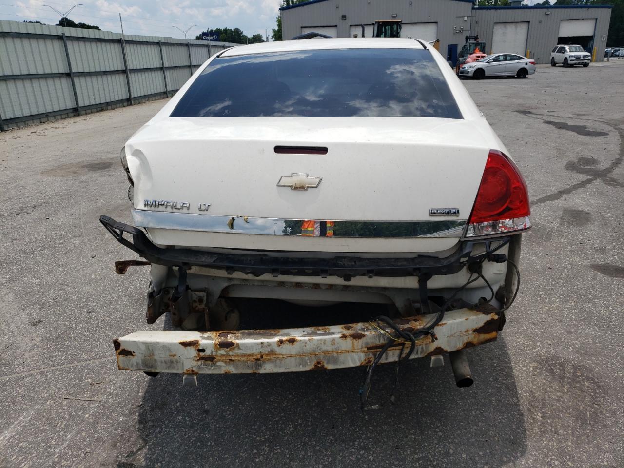 2G1WT55K381228124 2008 Chevrolet Impala Lt