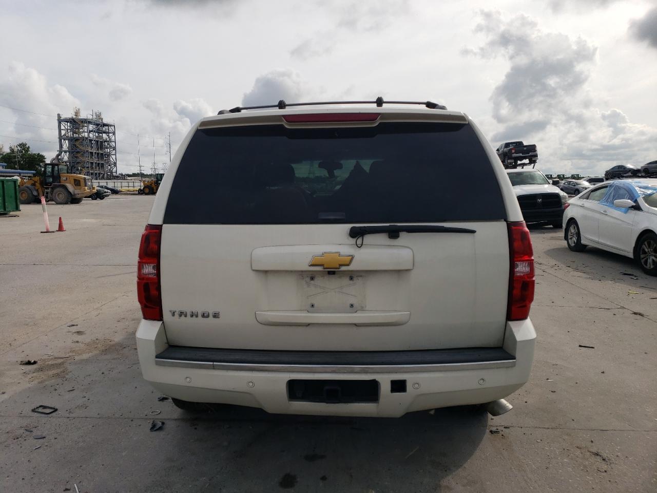 1GNSCCE02DR165051 2013 Chevrolet Tahoe C1500 Ltz