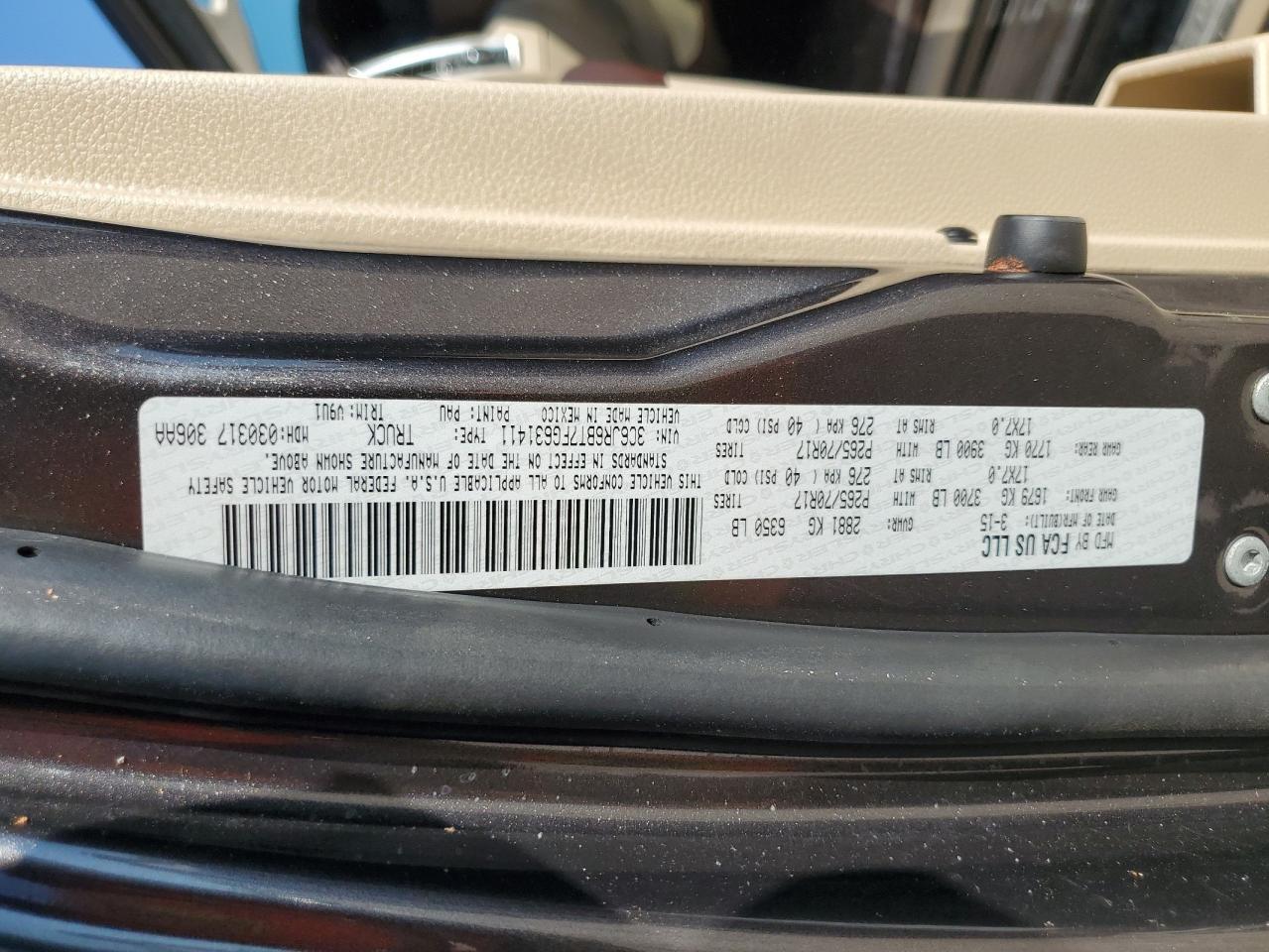 3C6JR6BT7FG631411 2015 Ram 1500 Slt