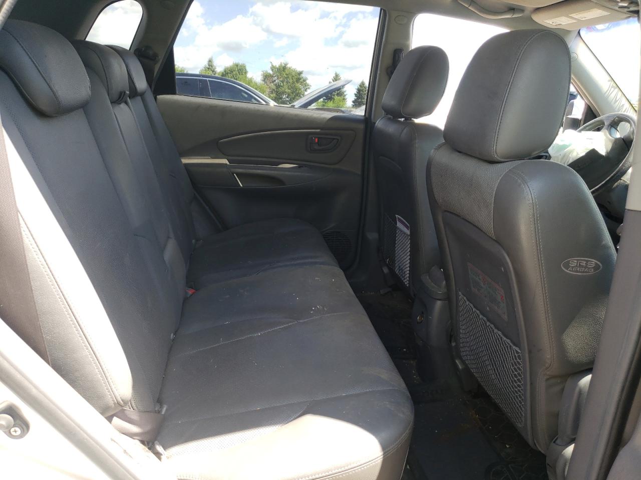 KM8JN12D55U110260 2005 Hyundai Tucson Gls