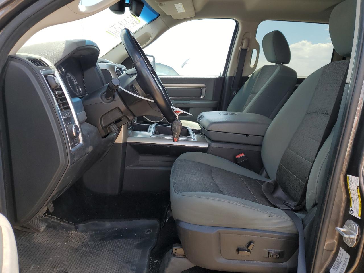 3C6RR7LT4FG599184 2015 Ram 1500 Slt