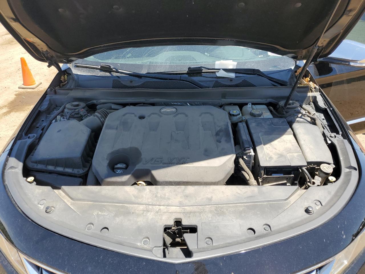2G1125S35J9150317 2018 Chevrolet Impala Premier
