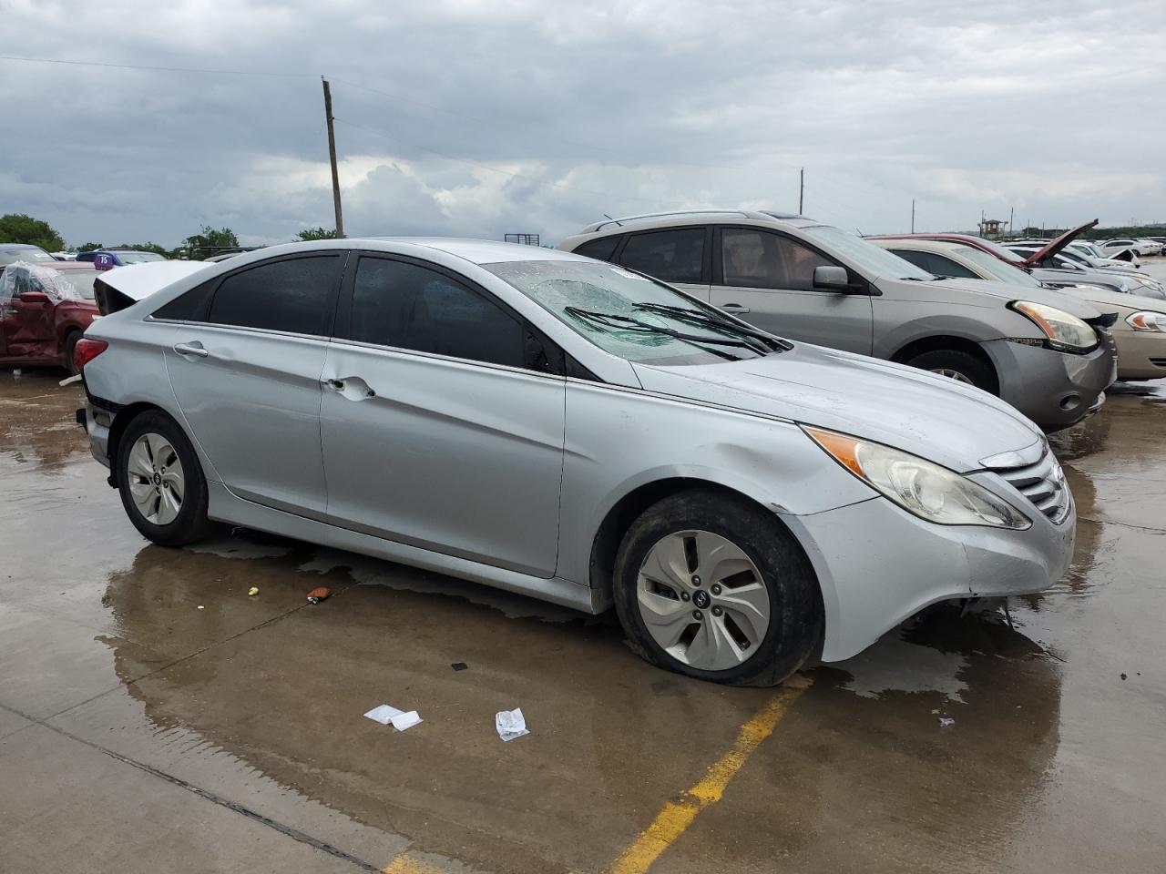 2014 Hyundai Sonata Gls vin: 5NPEB4AC3EH819725