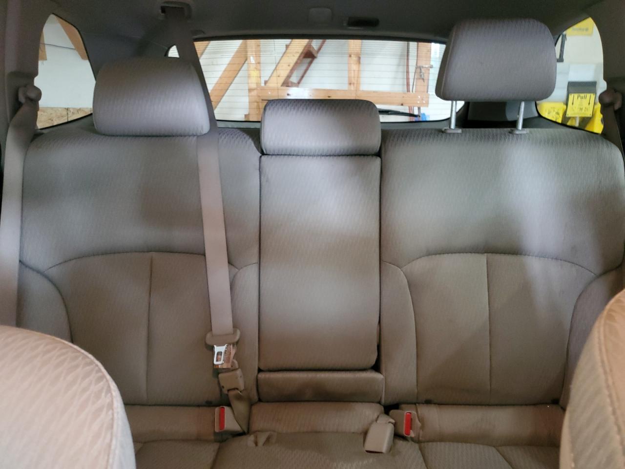 4S4BRBCC4B3427971 2011 Subaru Outback 2.5I Premium