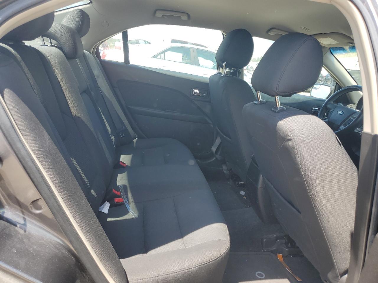 3FAHP0HA5CR258827 2012 Ford Fusion Se