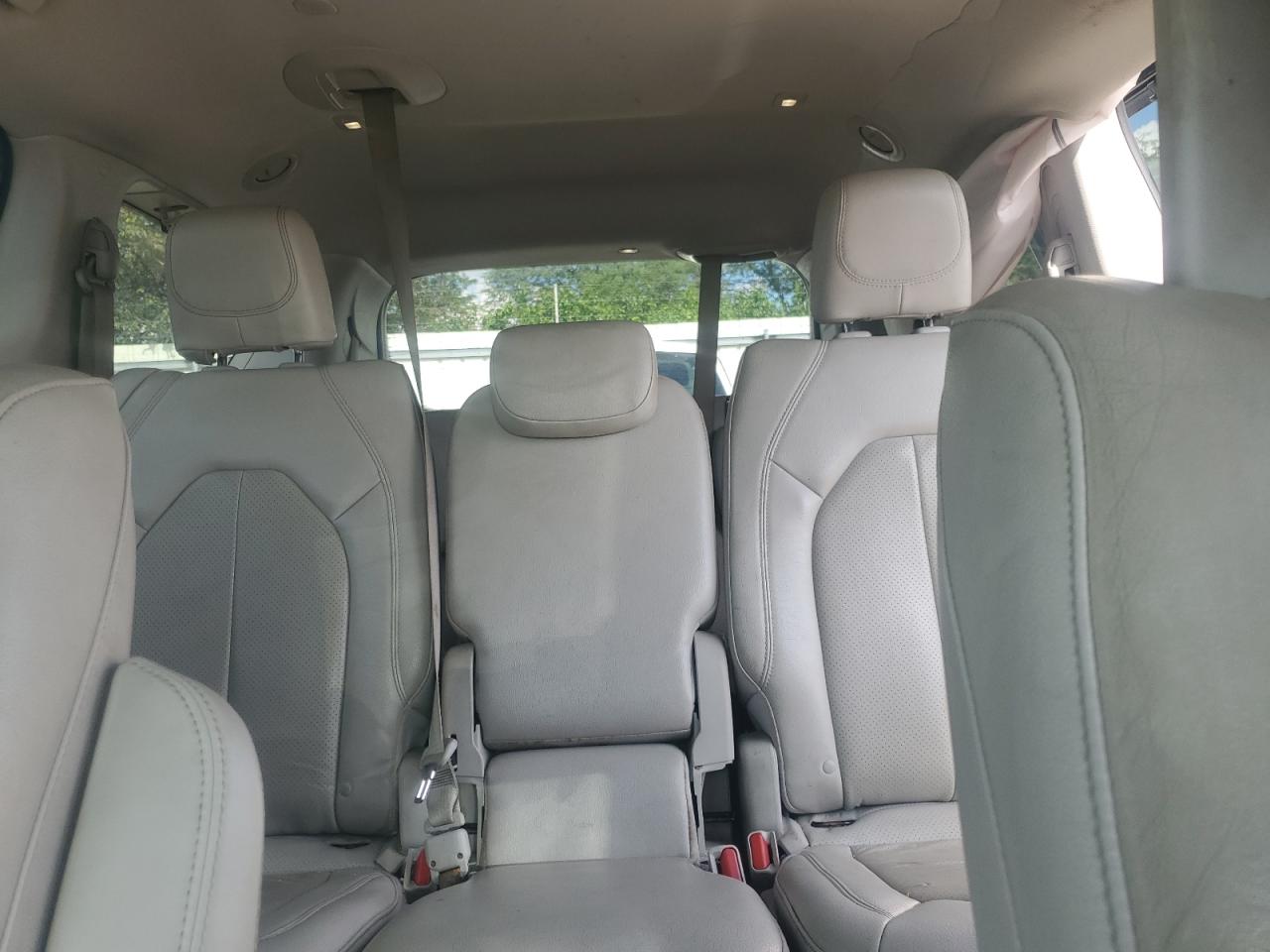 2C4RC1EG5KR616120 2019 Chrysler Pacifica Touring L Plus