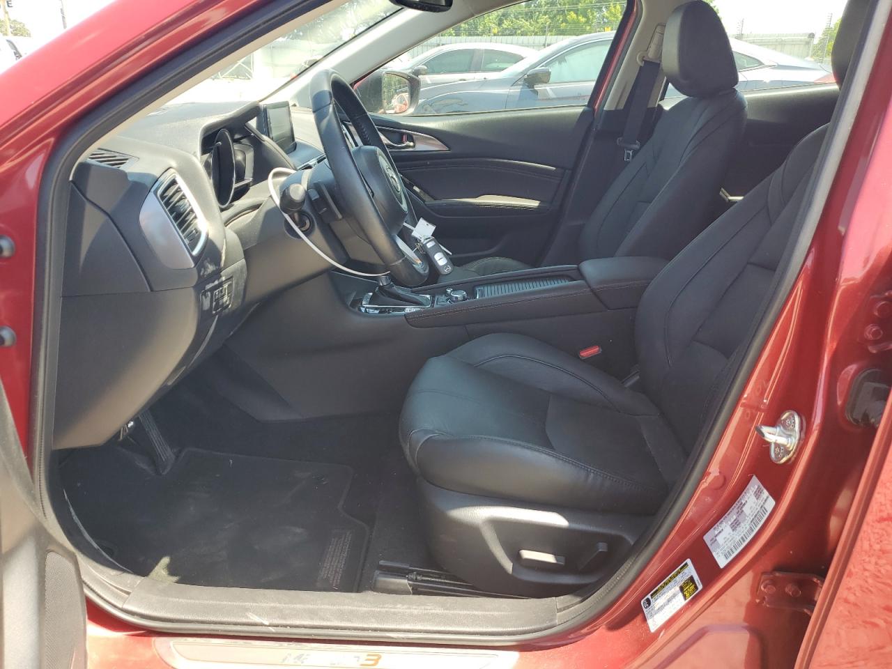 3MZBN1M32JM158517 2018 Mazda 3 Grand Touring