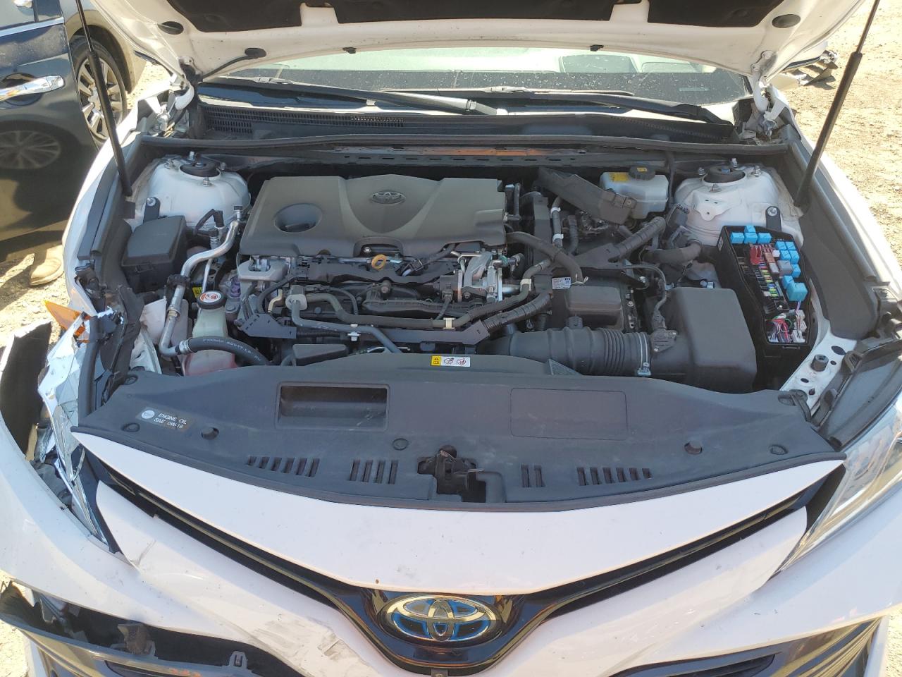 2018 Toyota Camry Hybrid vin: 4T1B21HK7JU500970