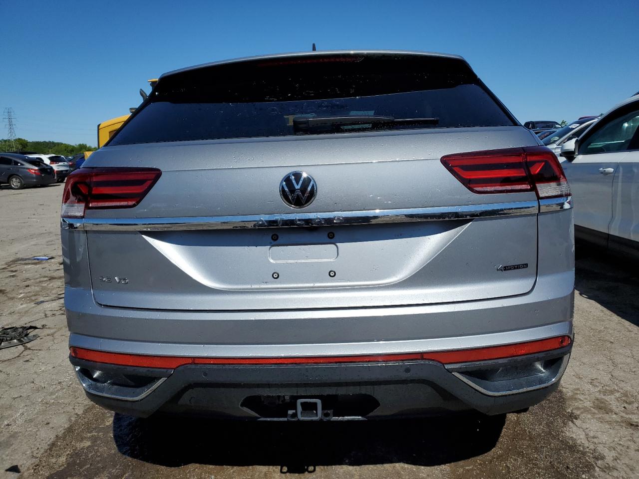 1V2HE2CA4PC210239 2023 Volkswagen Atlas Cross Sport Se