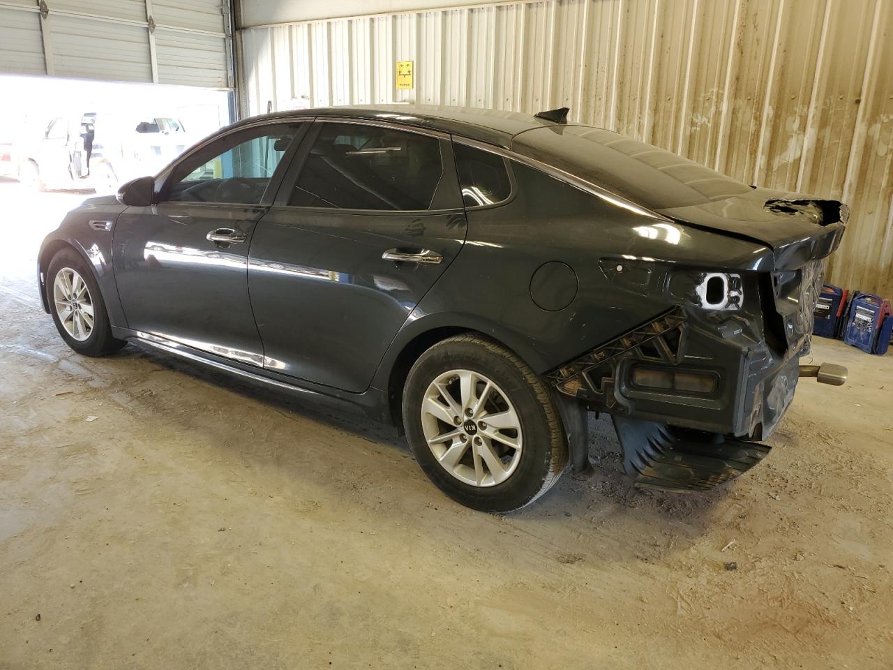 5XXGT4L31GG028207 2016 Kia Optima Lx