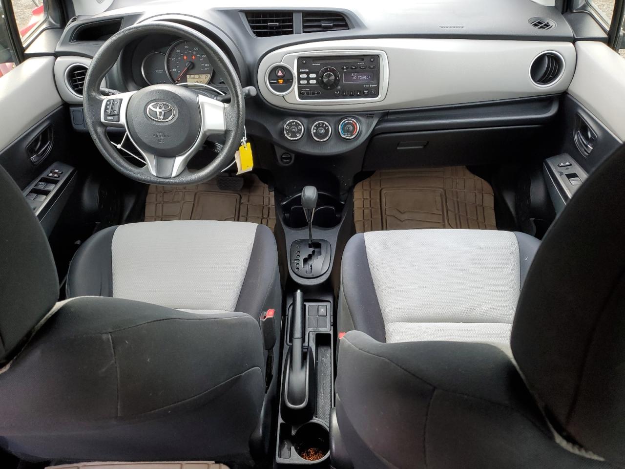 JTDKTUD30DD564628 2013 Toyota Yaris