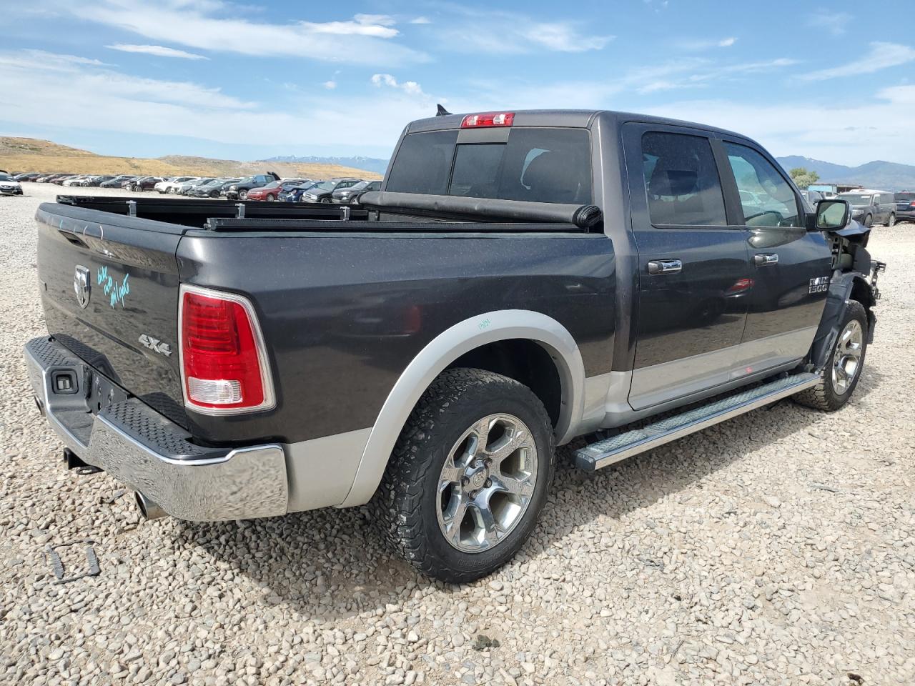 1C6RR7NT3ES290262 2014 Ram 1500 Laramie